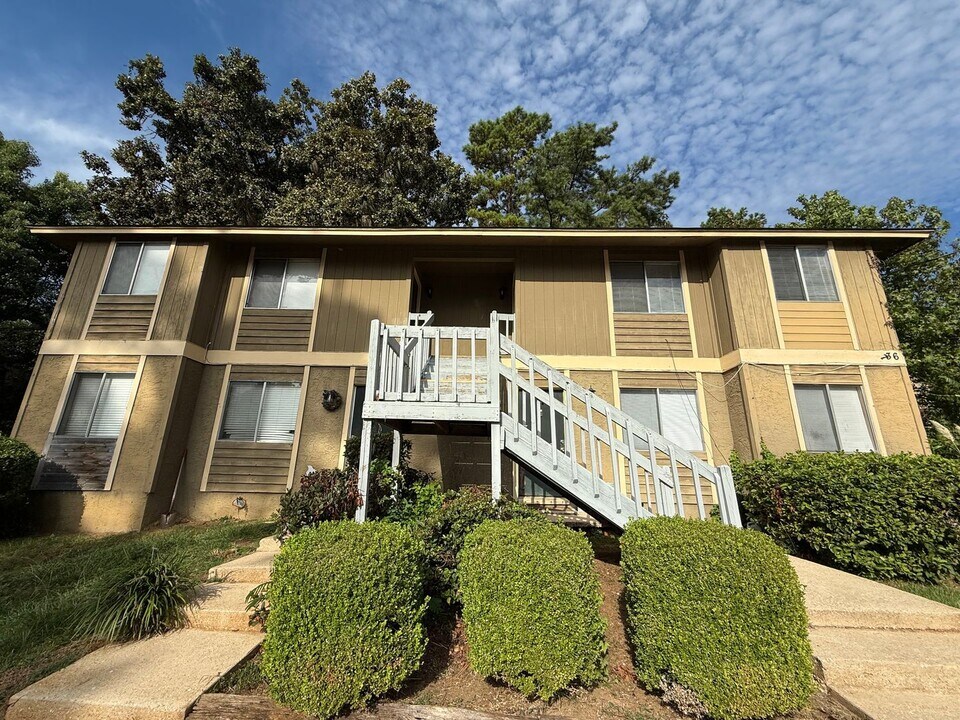 736 Pointe Ct in Tallahassee, FL - Building Photo