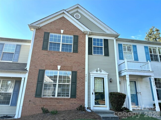 6836 Rothchild Dr in Charlotte, NC - Building Photo - Building Photo