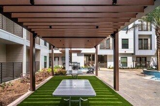 7110 Ardmore St in Houston, TX - Building Photo - Building Photo