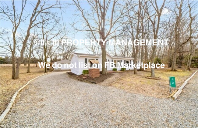 62 Redwood Ln in Lacygne, KS - Building Photo - Building Photo