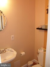 1332 Park Rd NW-Unit -C in Washington, DC - Foto de edificio - Building Photo