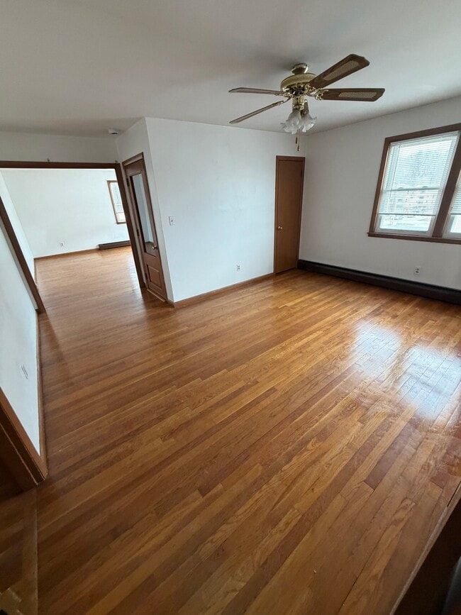 100 Pilgrim Ave, Unit 2