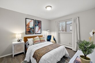Arbor Haus Apartments - Ann Arbor, MI in Ann Arbor, MI - Building Photo - Building Photo