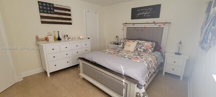 12400 Vista Isles Dr in Plantation, FL - Building Photo - Building Photo