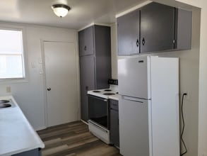 180 N Jones St in Overton, NV - Building Photo - Building Photo