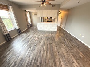 400 Village Cir in Willow Springs, IL - Building Photo - Building Photo