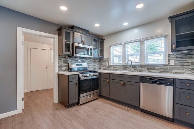 property at 627 W 92nd St