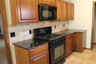 2325 Apple Way in Edmond, OK - Building Photo - Building Photo