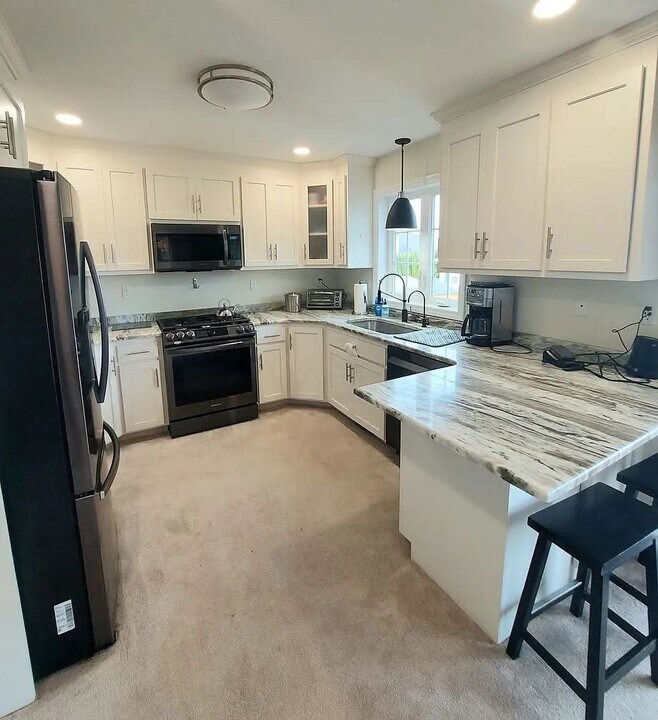 190 Avery Shr in Coventry, CT - Building Photo