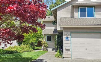 18429 20th Dr SE in Bothell, WA - Building Photo