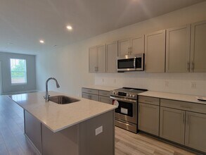 382 Casper Dr in Spring Hill, TN - Building Photo - Building Photo