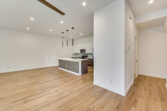 2711 Kimsey Dr in Dallas, TX - Building Photo - Building Photo