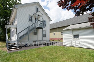 57 Germania St in Southington, CT - Building Photo - Building Photo