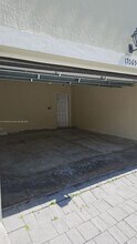 17065 SW 93rd St in Miami, FL - Building Photo - Building Photo