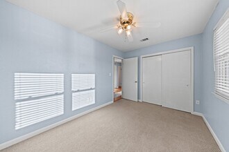 1691 US-98 in Mary Esther, FL - Building Photo - Building Photo