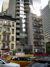 926 Second Ave in New York, NY - Building Photo - Building Photo