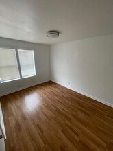 1105 1/2 Tillery St in Austin, TX - Building Photo - Building Photo