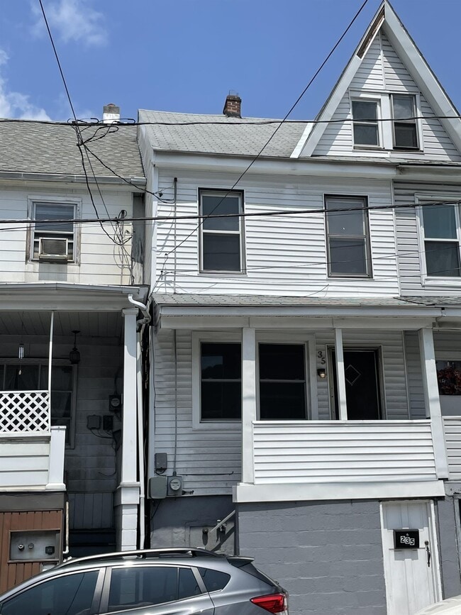 property at 235 W Patterson St