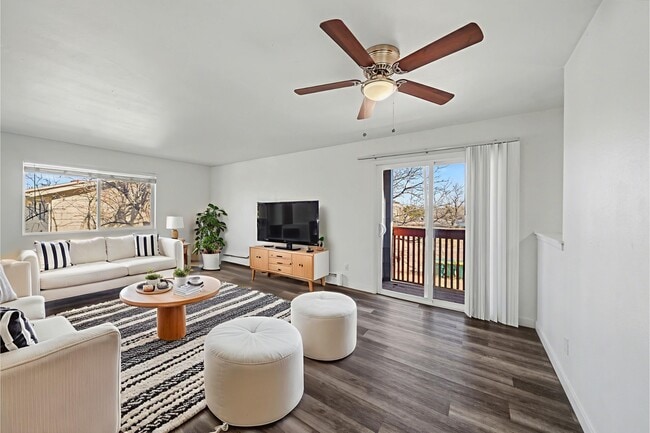 4270 Loomis Ave in Colorado Springs, CO - Building Photo - Building Photo