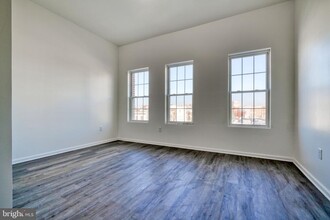 131 E North Ave in Baltimore, MD - Building Photo - Building Photo