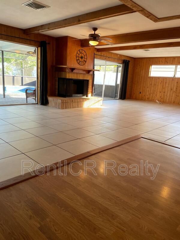 810 Maple Ridge Rd in Palm Harbor, FL - Building Photo - Building Photo