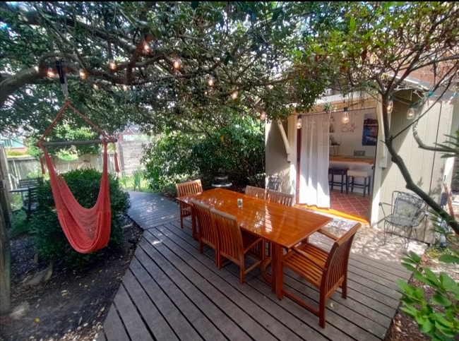 property at 403 E 53rd St