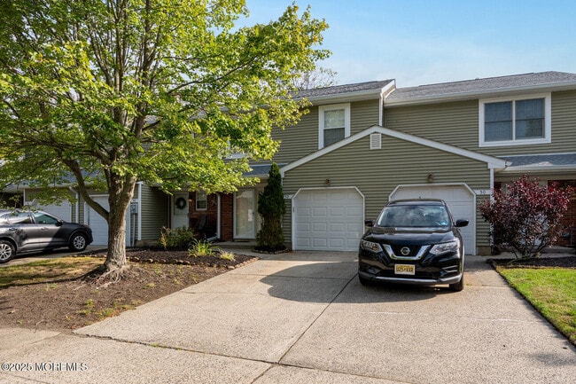 property at 52 Holly Dr