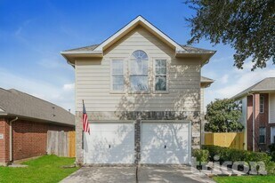 6638 Windy River Ln in Katy, TX - Building Photo