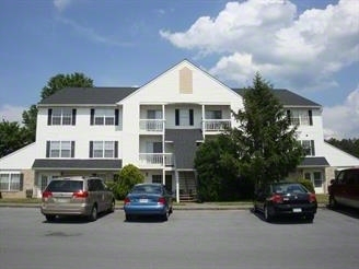 1020 Rose Bud Ct in Edinburg, VA - Building Photo