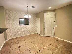 11517 Belmont Lake Dr in Las Vegas, NV - Building Photo - Building Photo