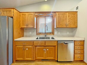 349 Rosedale Rd NE in Spring Lake Park, MN - Building Photo - Building Photo