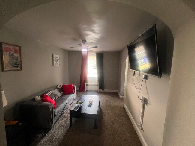 6352 Edward St in Norfolk, VA - Building Photo - Building Photo