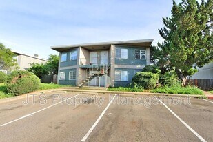 10524 Croetto Way in Rancho Cordova, CA - Building Photo