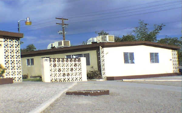 737 N 10th St in Las Vegas, NV - Building Photo - Building Photo