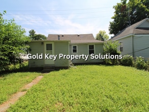 1126 E 27th St in Anderson, IN - Building Photo - Building Photo