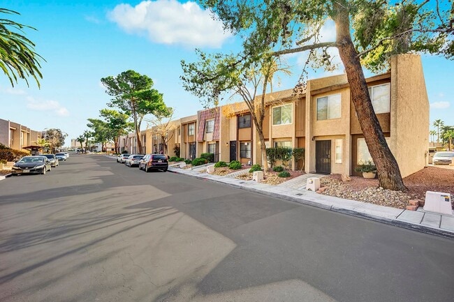 4189 Mississippi Ave in Las Vegas, NV - Building Photo - Building Photo