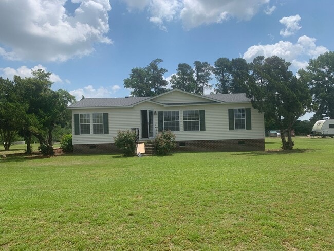 property at 1096 County Line Rd