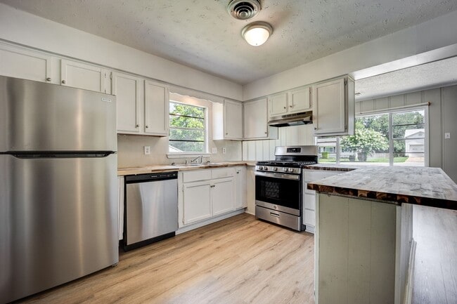 property at 1702 Independence St