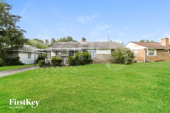 2721 Bernadette Rd in Columbus, OH - Building Photo