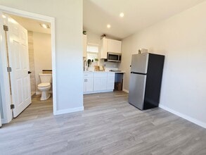 4229 Panorama Dr in La Mesa, CA - Foto de edificio - Building Photo