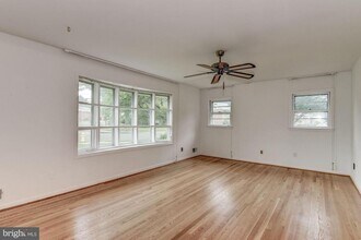 335 N Madison St in Arlington, VA - Building Photo - Building Photo