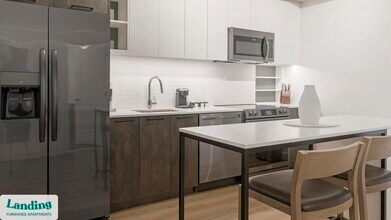 632 Howard Rd SE in Washington, DC - Foto de edificio - Building Photo