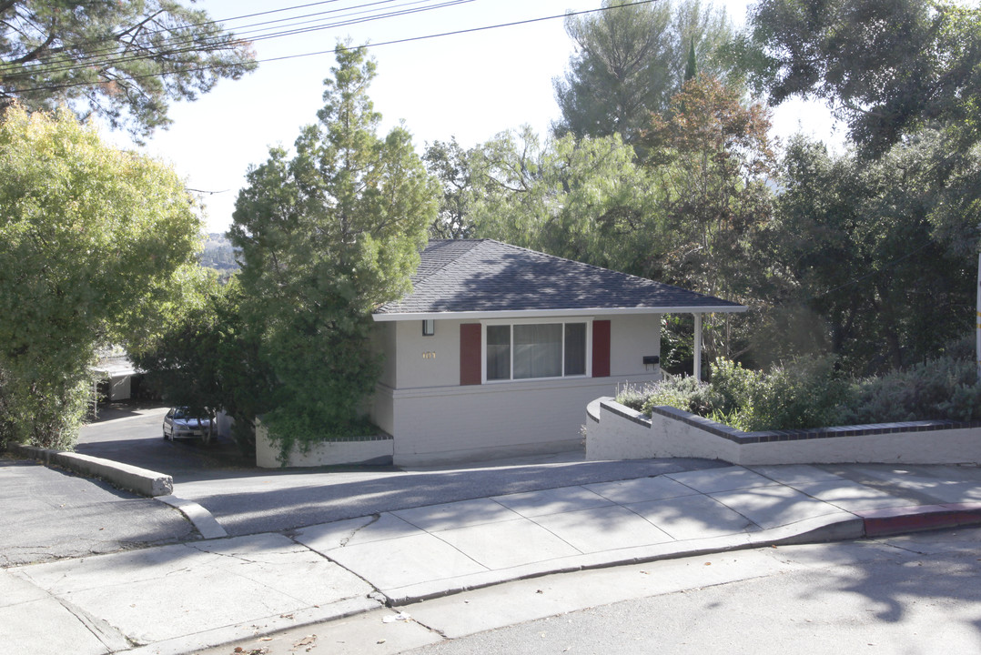 101 Fairview Plaza in Los Gatos, CA - Building Photo