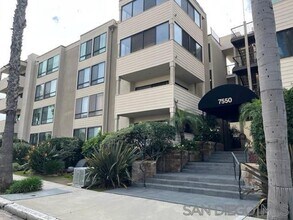 7550 Eads Ave in San Diego, CA - Building Photo - Building Photo