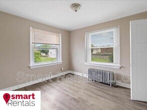 807 Clara Ave in St. Louis, MO - Building Photo - Building Photo