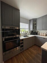 8301 SW 27th Terrace in Miami, FL - Building Photo - Building Photo