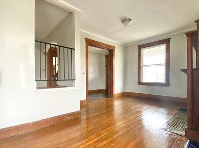 287 Earnshaw Ave in Cincinnati, OH - Building Photo - Building Photo