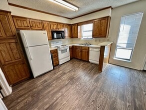 1421 S 11th St in Waco, TX - Building Photo - Building Photo