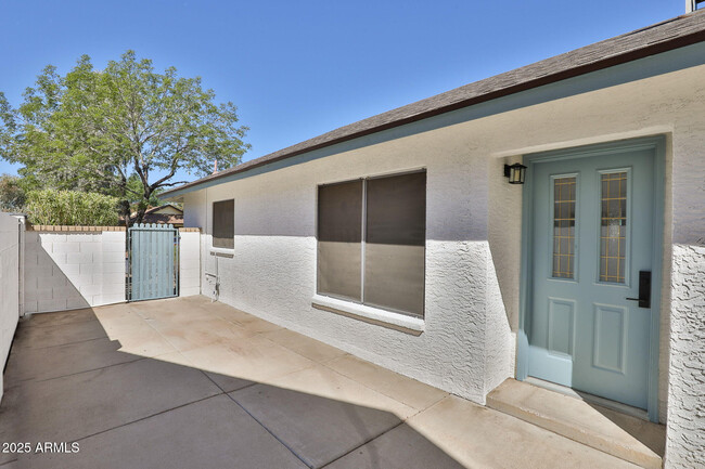 18213 N 18th St in Phoenix, AZ - Building Photo - Building Photo