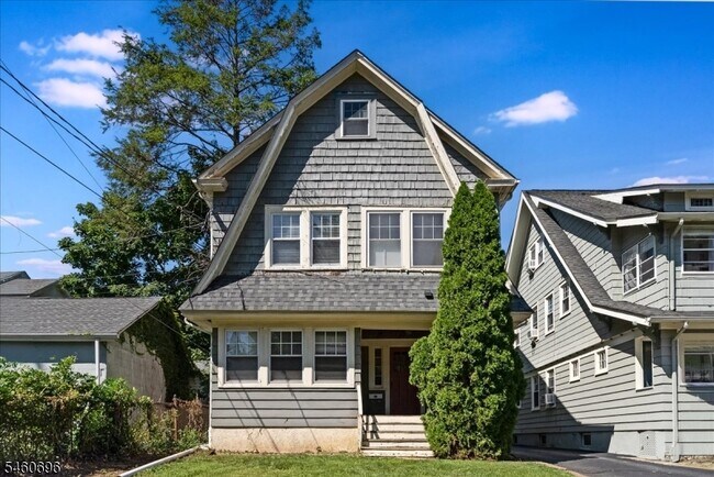 property at 706 Valley Rd